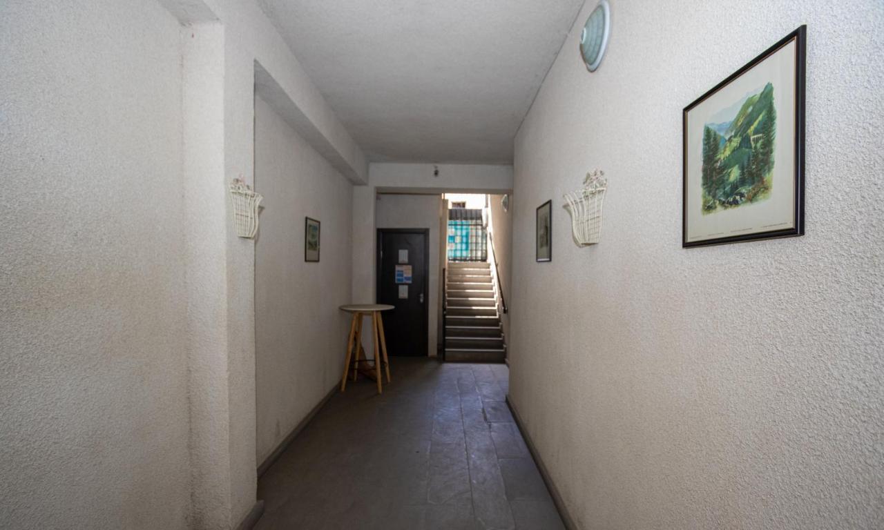 Brand New Apartment With Terrace Tbilisi Exterior photo